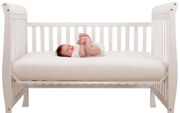 Which mattress is better for a newborn baby