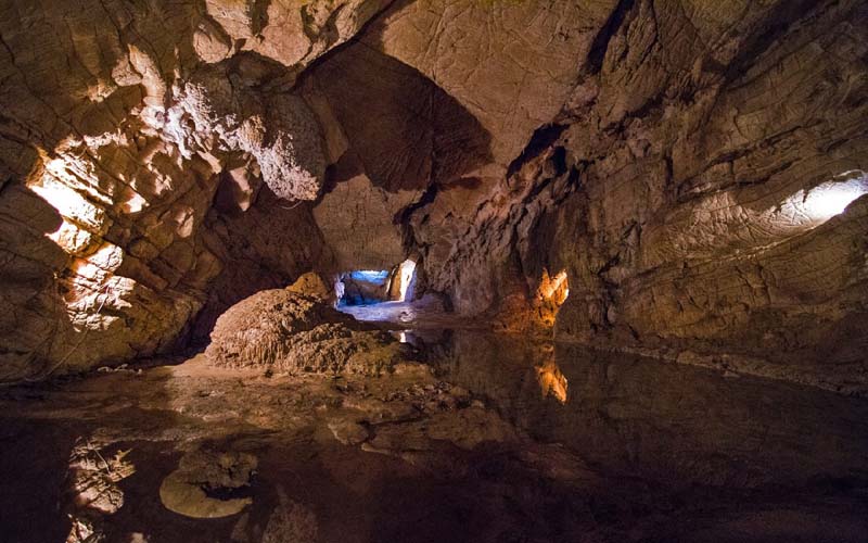 VORONTSOVSKY CAVES