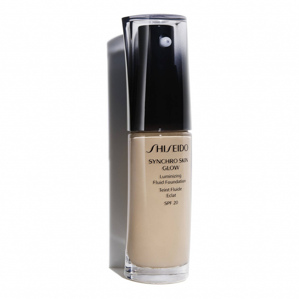 SHISEIDO SYNCHRO SKÓRA Z EFEKTEM NATURALNEJ SKÓRY