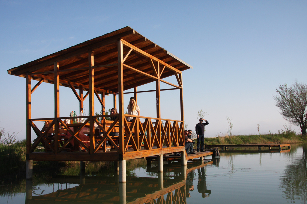 FISHING CLUB RED STONE IN YALTE.jpg