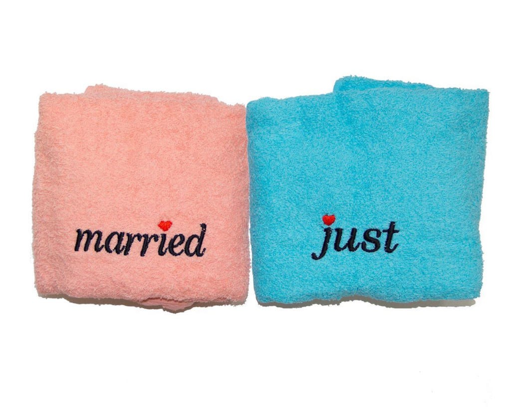 Just married mix colors towels