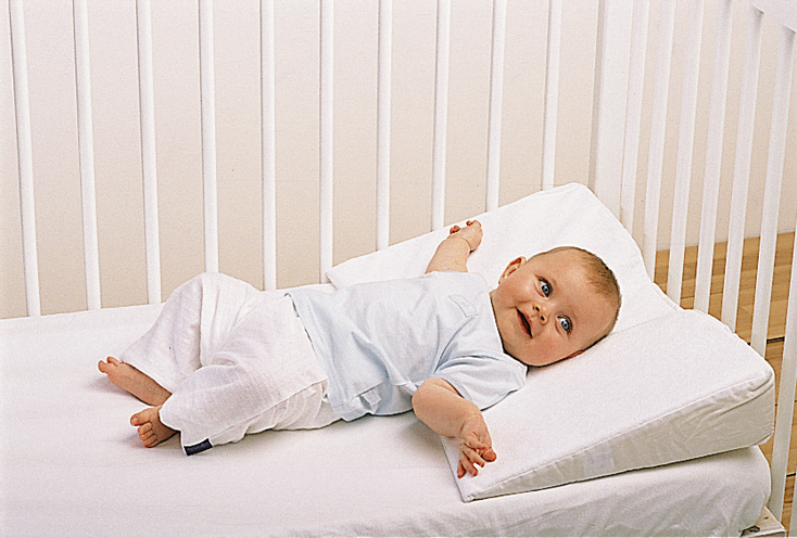 Which pillow is better for a newborn baby