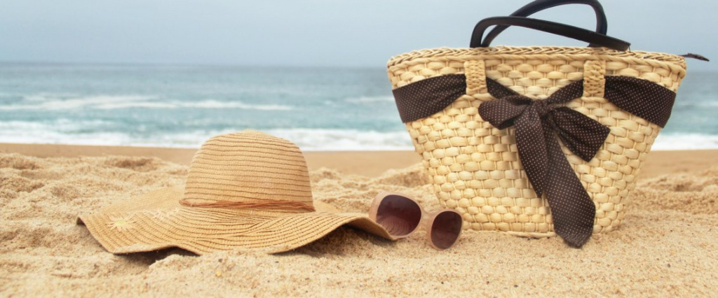 How to choose a hat for the beach