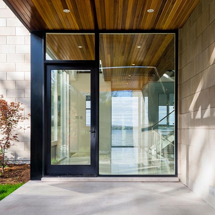 Entrance doors of glass in the house