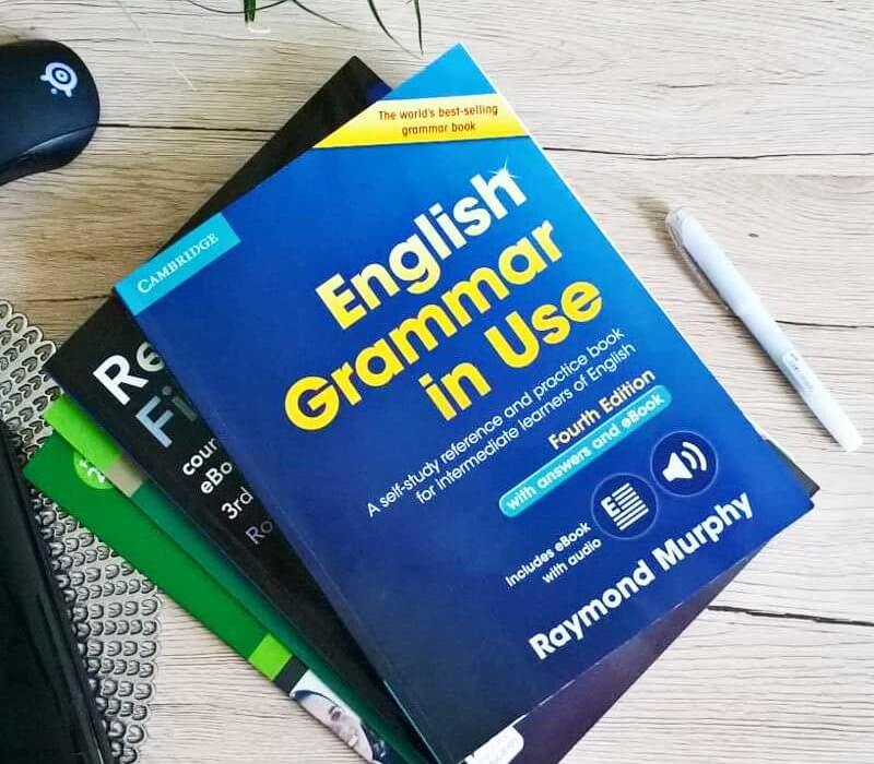 English Grammar in Use - Raymond Murphy, Martin Hewings