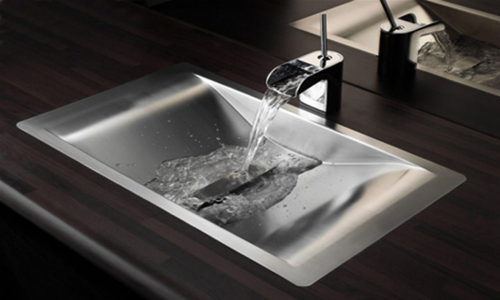 Metal sinks