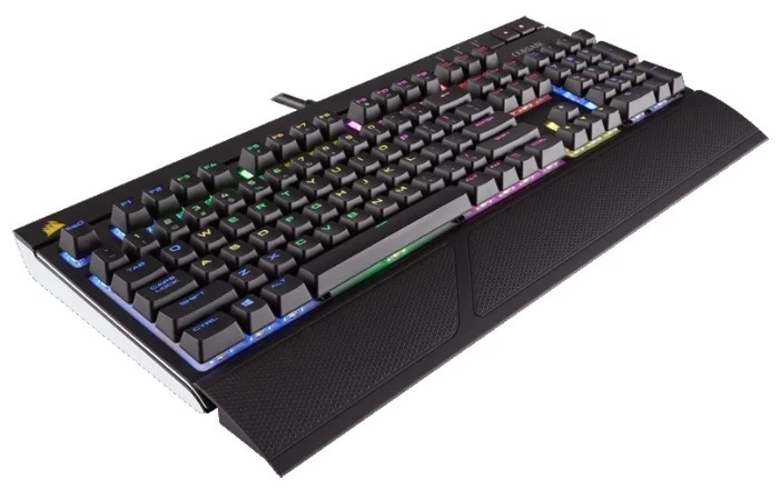 Corsair Strafe RGB Cherry MX Silent Black USB