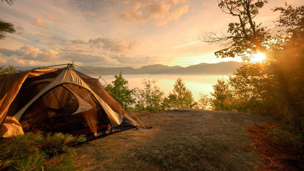 how to choose a tent