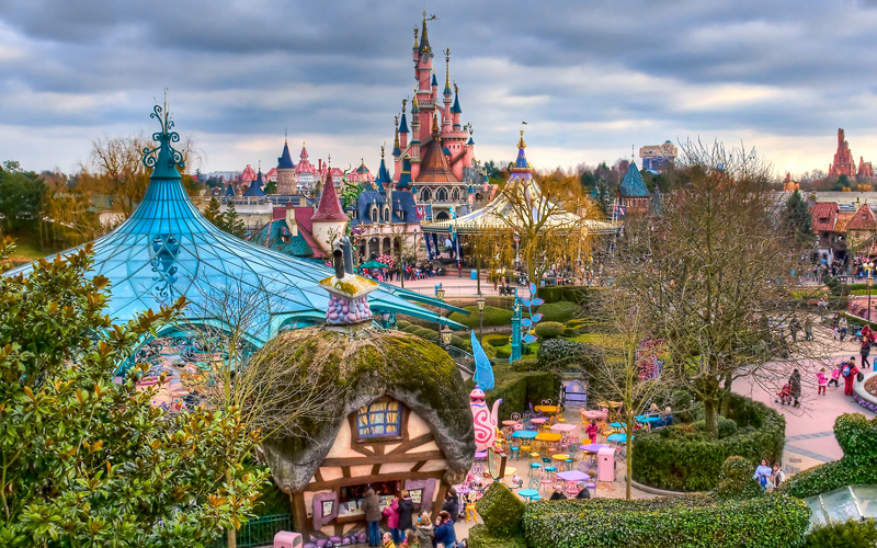 DISNEYLAND, FRANCJA