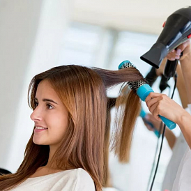 11 best schools of hairdressing in Moscow