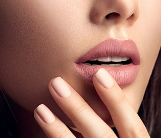 10 of the best plumper gloss to increase lip volume