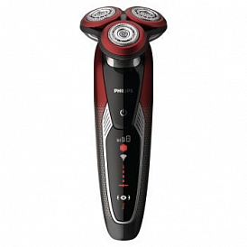 Which electric shaver is better for men?